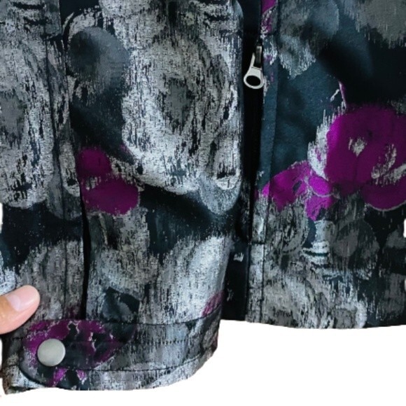 ANTHRACITE WOMEN’s STYLISH & UNIQUE MULTICOLOR FLOWER PRINT ZIP UP MOTO JACKET - Picture 6 of 6